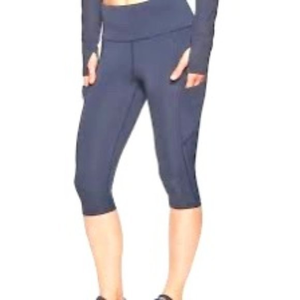 Athleta Up For Anything Cropped Navy‎ Legging L EUC
